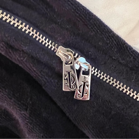 Juicy Couture navy sweatsuit - Picture 6 of 9